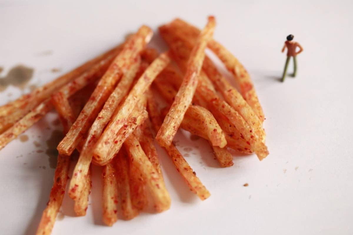 卫龙的崛起 来源于一根不起眼的辣条产业链