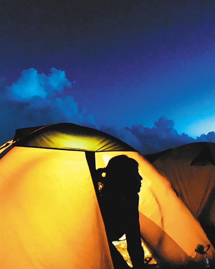 露营经济:被绿地和帐篷占据的朋友圈