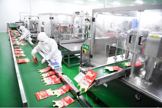 麻辣王子：地地道道麻辣味，长沙辣条“扛把子”