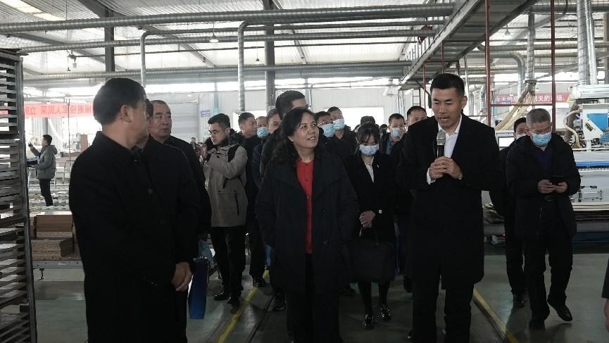 山东省工贸行业（木制品加工）落实安全生产“八抓20条”创新措施标杆企业观摩暨双重预防体系建设推进会在泰安召开