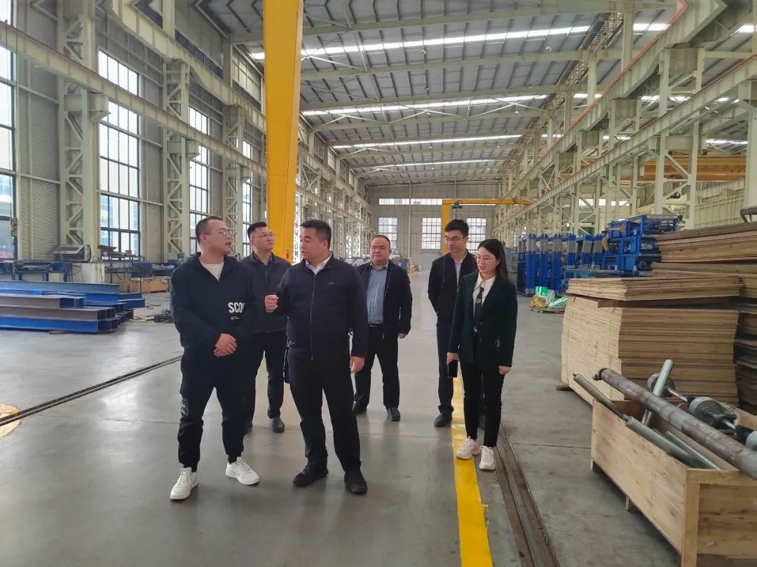 广西来宾兴宾区政府区长蓝海鹏率队考察漳州木业产业链企业