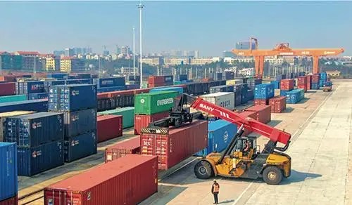 家具商：外贸成倍增长，企业跨境寻找新增长点