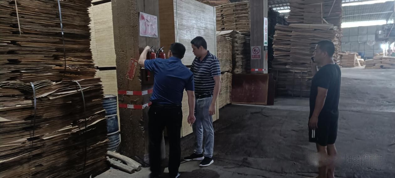 广西凭祥市开展“五一”节前安全生产专项检查